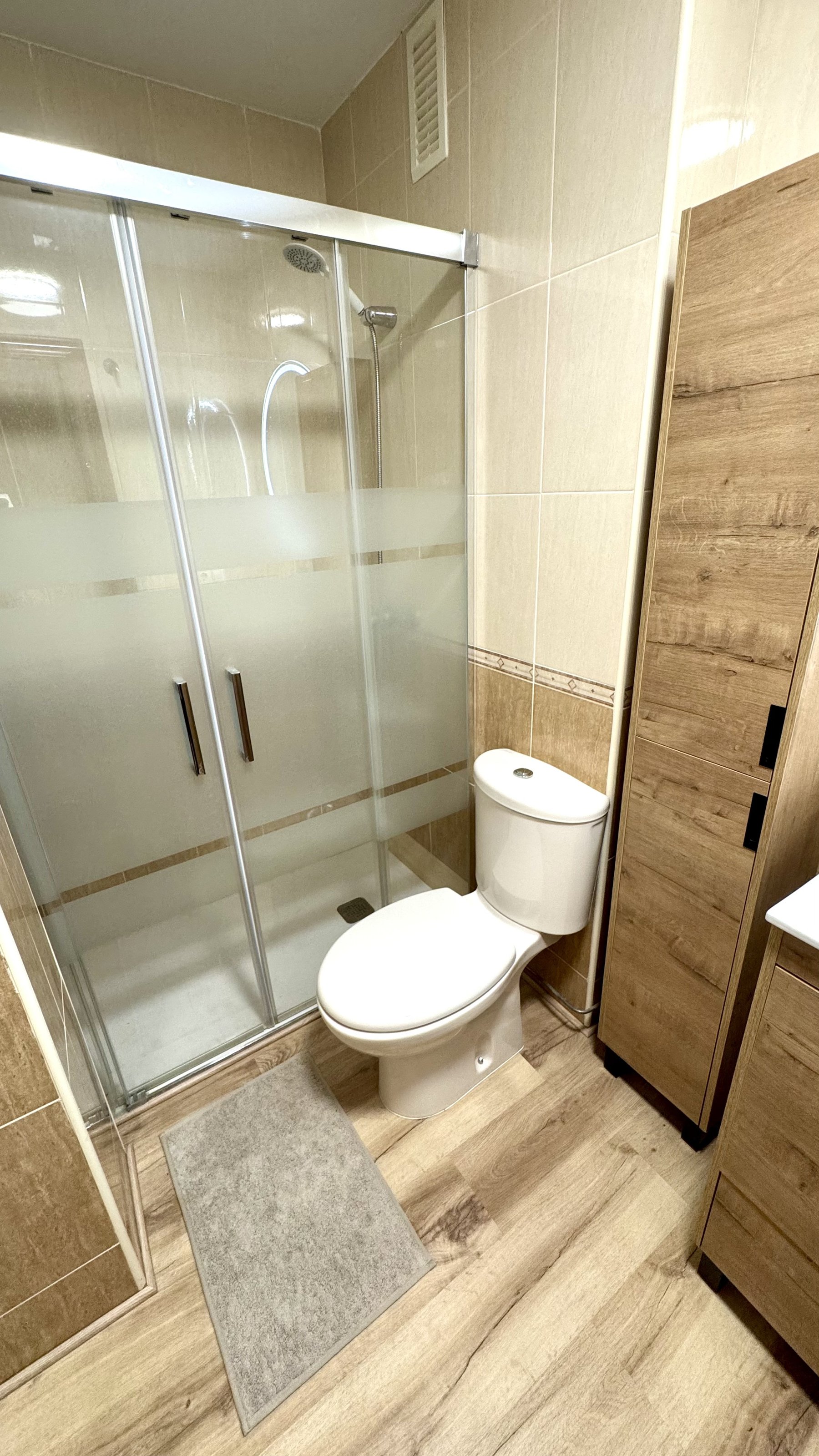 Baño — piso en alquiler en Alhama de Almería